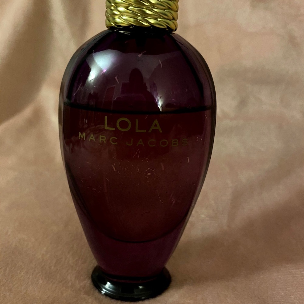 Lola by Marc Jacobs Discontinued perfume